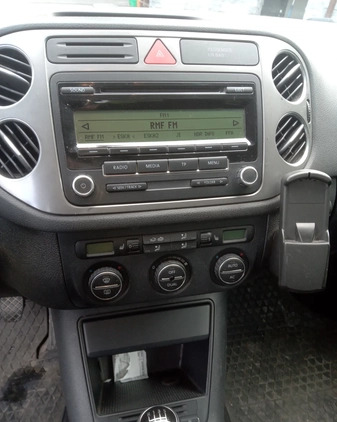 Volkswagen Tiguan cena 28300 przebieg: 275000, rok produkcji 2008 z Ostrów Wielkopolski małe 154